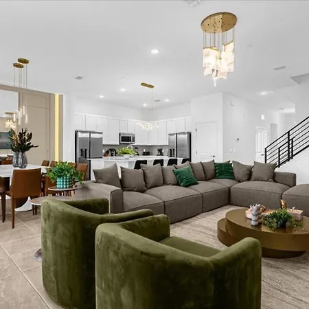 9 Bedrooms- 9 Bathrooms- Paradiso Grande 6157Hs